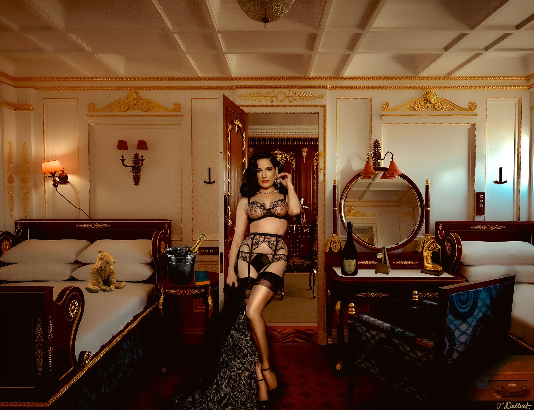 Dita in Titanic First Class bwedroom  copy 2